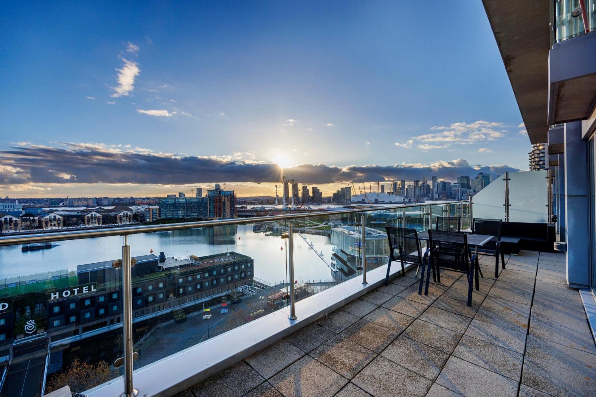 Austin David Apartments Excel Londen Buitenkant foto